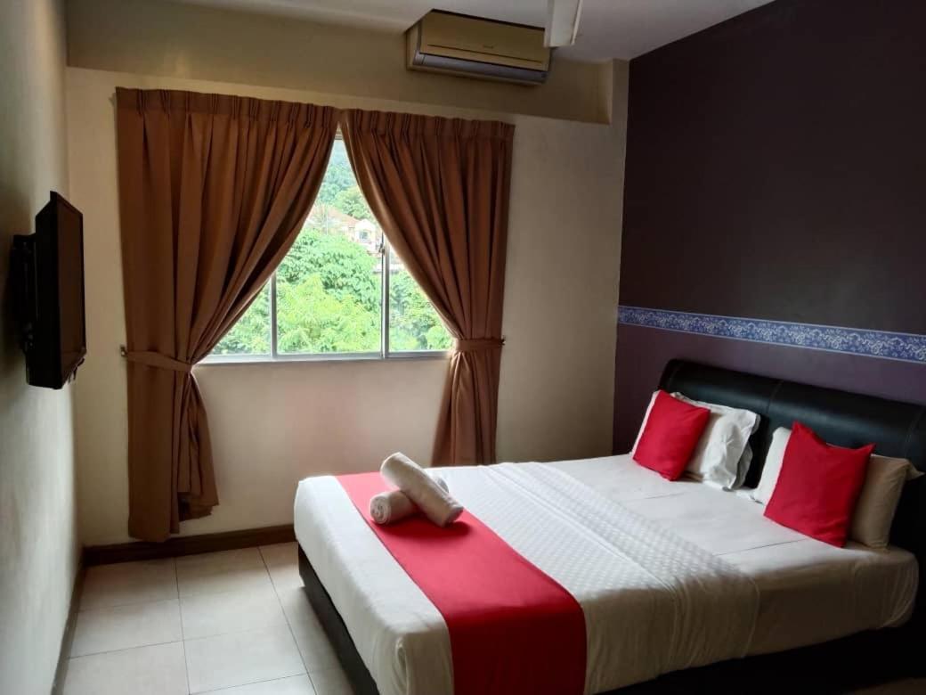 Hotel Alia Express Ferringhi Batu Feringgi Exterior foto