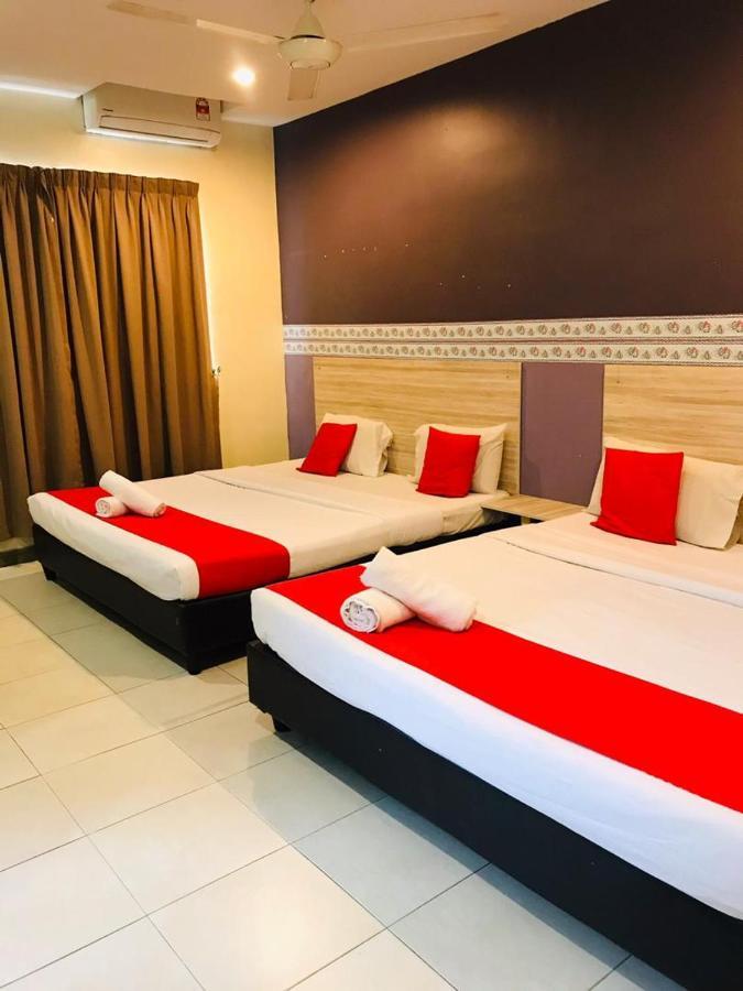 Hotel Alia Express Ferringhi Batu Feringgi Exterior foto